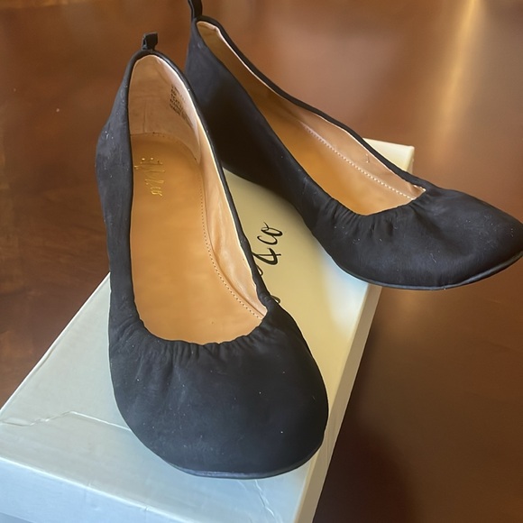 Style & Co Vinnieef suede Flats shoes size 8M new with box - Picture 6 of 10